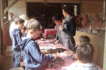 Atelier modelage pour les familles